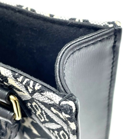 AUTHENTIC LOUIS VUITTON M80484 Monogram jacquard SINCE 1854 Petit Sac Plat 2WAY - Picture 5 of 8